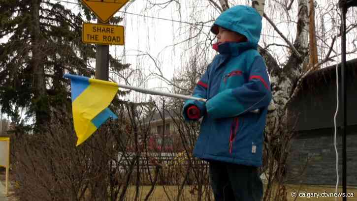 Lemonade for a cause: Young Calgarian raises money for Ukraine