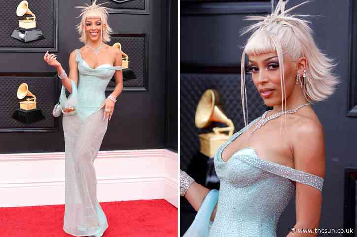 Doja Cat dons see-through gown one week after quitting music as more stars trickle in
