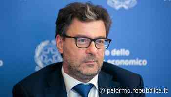 Vertenza Pfizer Catania, i sindacati contro Giorgetti: "Il Mise chiarisca il suo no al tavolo nazionale" - La Repubblica
