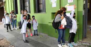La Ciudad de Buenos Aires dejará de exigir el uso del barbijo en todas las escuelas - infobae
