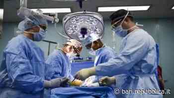 "Cancro inoperabile", ma equipe dell'Oncologico di Bari asporta raro tumore di 2,5 chili dall'addome - La Repubblica