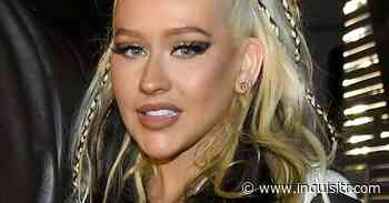 Christina Aguilera In Swimsuit Enjoys 'Moonlight Swim' - The Inquisitr News
