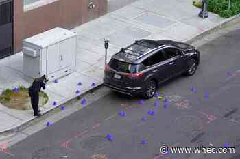 Police: At least 2 shooters kill 6, wound 12 in Sacramento