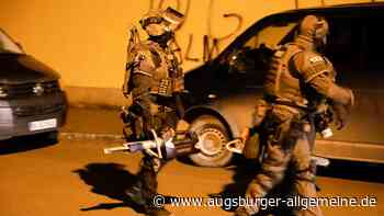 SEK-Einsatz in Augsburg: Mann drohte Häuserblock anzuzünden - Augsburger Allgemeine