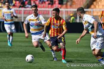 Il Frosinone frena ma l'Ascoli scappa. Grifo, a Crotone devi vincere - Calcio Grifo