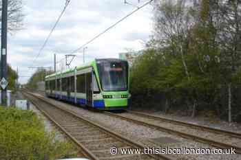 London Underground Service: Tram suspended