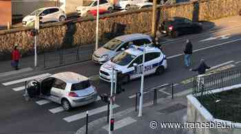 L'avenue de Boufflers a été coupée à Nancy, la police sur place - France Bleu