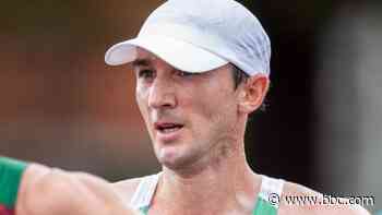 Kevin Seaward: Belfast man runs his second fastest marathon with 2:11.54 Manchester clocking - BBC.com