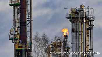 Robert Habeck: Raffinerie in Schwedt soll fast vollständig vom russischen Staatskonzern Rosneft übernommen werden