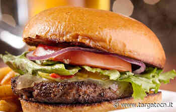 Cuneo Burger Festival in piazza della Costituzione a Cuneo - TargatoCn.it