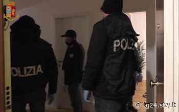 Terrorismo internazionale, quattro misure cautelari a Bari e Cuneo - Sky Tg24