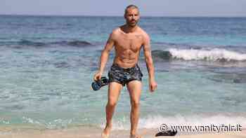 Marco Melandri si sfoga all'Isola: «Ho sofferto di attacchi di panico e avuto un'altra donna» - Vanity Fair Italia