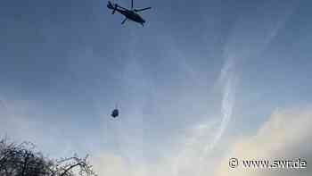 Hubschrauber entfernt Unrat an Ahrmündung in Sinzig - SWR Aktuell