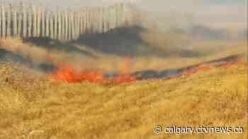 Airdrie RCMP issue heavy smoke warning due to nearby wildfire