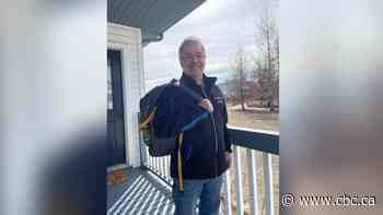 Alta. man gets backpack lost in B.C. back with help from Sask. stranger