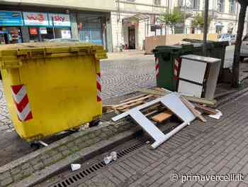 I cittadini non sopportano più la sporcizia - Prima Vercelli