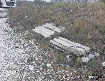 Sora, Buche, dislivelli e rifiuti: strade impraticabili protesta - ciociariaoggi.it