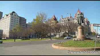 State lawmakers pass budget extension as talks continue