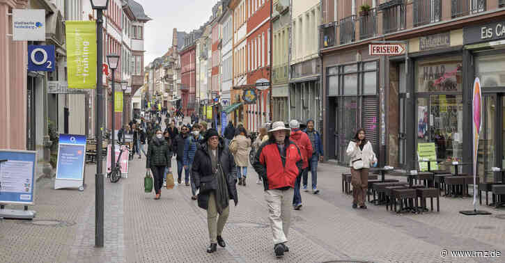 Heidelberg:  Ohne Maske fühlt es sich noch "falsch an"