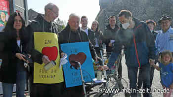 Sammelaktionen für Flüchtlinge: Mönch und Professorin machen gemeinsame Sache - Rhein-Zeitung