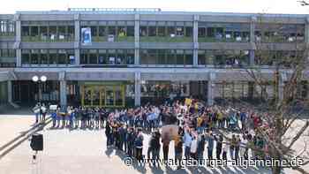 Aichach: Aichacher Gymnasiasten drehen Willkommensfilm für ukrainische Mitschüler | Aichacher Nachrichten - Augsburger Allgemeine