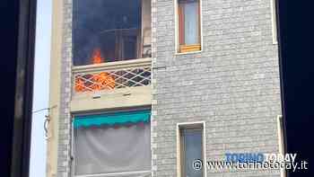 Torino | Via Foligno 108 | Incendio appartamento | Donna salvata dalla polizia locale | 8 marzo 2022 - TorinoToday