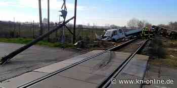 Fünf Tote bei Zugunglück in Ungarn – Kleinlaster fuhr bei Rot über den Bahnübergang