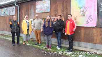 Vernissage in Sulz - Bunte Kunstwerke hübschen Jugendhaus auf - Schwarzwälder Bote