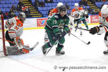 Eagles trail Clippers 2-0 as BCHL series shifts to Surrey – Peace Arch News - Peace Arch News