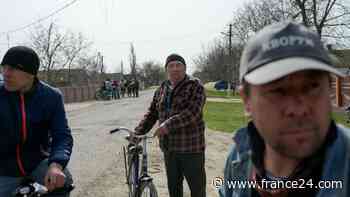 Trail of destruction in southern Ukraine villages - FRANCE 24 English