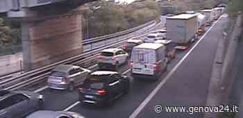 Autostrada A26, rimosso mezzo pesante in avaria fermo tra il bivio con A10 e Masone - Genova24.it