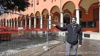 Cantiere davanti alla Pinacoteca "È fermo, non si vede più nessuno" - il Resto del Carlino