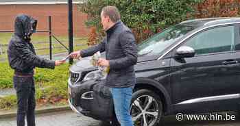 Vlaams Belang Deerlijk en Zwevegem voeren actie tegen hoge brandstofprijzen - Het Laatste Nieuws