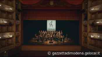 Il Modena festeggia 110 anni: i cori della Montagnani diventano lirica e sbarcano in teatro - Ecco il video - La Gazzetta di Modena