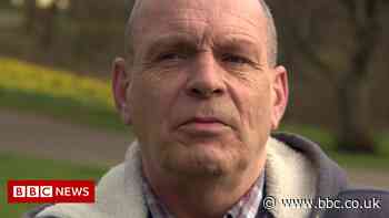 Falklands War: Veteran's grief over losing 'family' in conflict