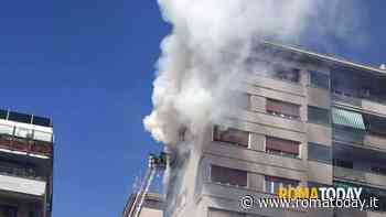 VIDEO | Incendio al quartiere Africano: appartamento distrutto dalle fiamme. Le immagini