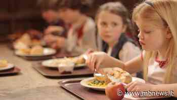 Giussano accanto ai giovani profughi ucraini: mensa gratis fino a fine anno scolastico - MBNews