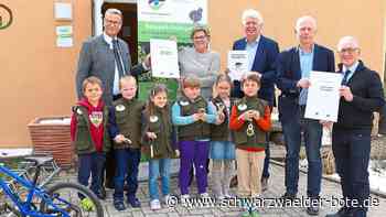 Minister Hauk in Enzklösterle: Kita "Purzelbaum" wird erster Naturpark-Kindergarten
