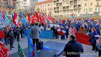 Acqui scende in piazza contro la chiusura delle Terme: "In ballo il futuro di tutta la città" - La Repubblica