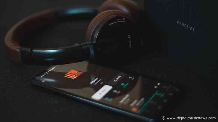 Spotify Announces ‘Featured Curators’ Playlist Pilot – What to Know