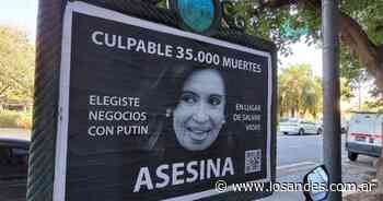 Así fue el entramado de la pegatina de afiches en Buenos Aires donde se acusaba a Cristina de “asesina” | Política - Los Andes (Mendoza)