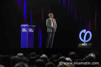 Un Mélenchon "virtuel" s'adresse aux "fâchés pas fachos" à Nice