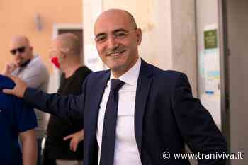 Uno «strano incontro», alcuni rappresentanti del M5S in visita da Emiliano - TraniViva