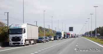 Twee rijstroken versperd op E19 aan de afrit van Brecht - Het Laatste Nieuws
