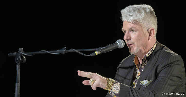 Heinz Strunk im Karlstorbahnhof:  Einblick in den komisch-bitterbösen Roman "Es ist immer so schön mit dir"