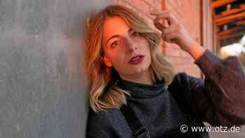 Jenaerin singt mit Joris gemeinsam in einer Showproduktion