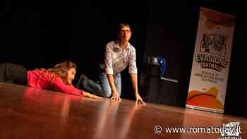 "Dio esiste ed è seduto in prima fila", uno spettacolo improvvisato