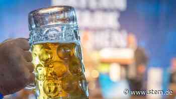 Gastgewerbe: Umsatz im Gastgewerbe verdoppelt: Klar unter Vorkrisenzeit - STERN.de