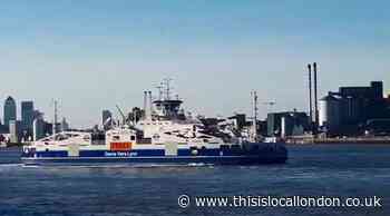 Woolwich ferry staff suspend strikes amid attempt to continue TfL talks