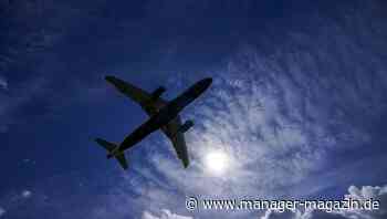 Flugtickets: Ölpreise schlagen sich aufs Fliegen durch